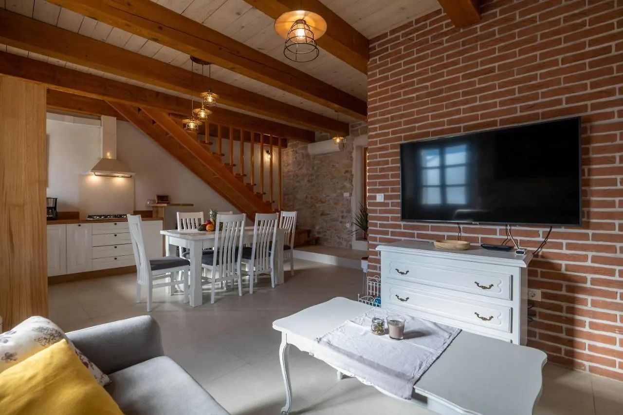 Ferienhaus Villa Perliano Sukošan